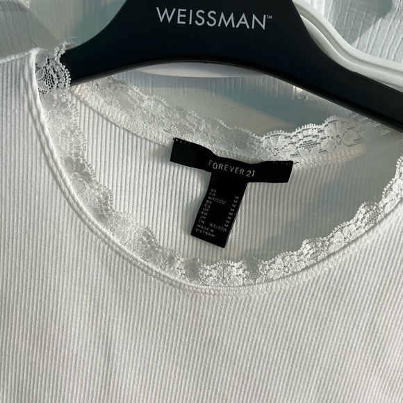 Forever 21 Ribbed Shirt Sleeve Crop Top - Picture 3 of 4